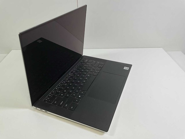 Dell xps 9500 15.6”, core(tm) i7 10th gen, 32 gb ram, 1 tb nvme, nvidia ge force gtx 1650 ti 4 gb laptop - afbeelding 2 van  7