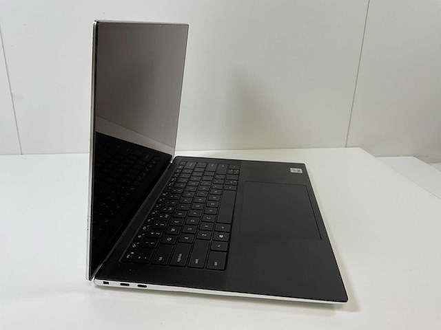 Dell xps 9500 15.6”, core(tm) i7 10th gen, 32 gb ram, 1 tb nvme, nvidia geforce gtx 1650 ti 4gb touchscreen laptop - afbeelding 2 van  7
