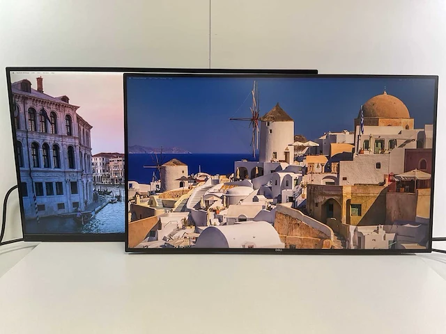 Dell/hp mix model monitors - check description (2x) - afbeelding 1 van  8