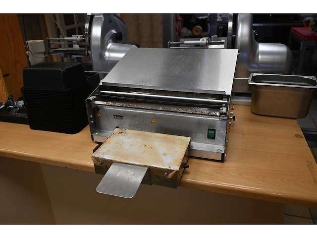 Delmo rvs stretchfolie verpakkingsmachine - afbeelding 1 van  3