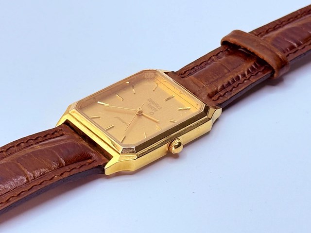 Deloitte & touche goudkleurig tank horloge - afbeelding 4 van  7