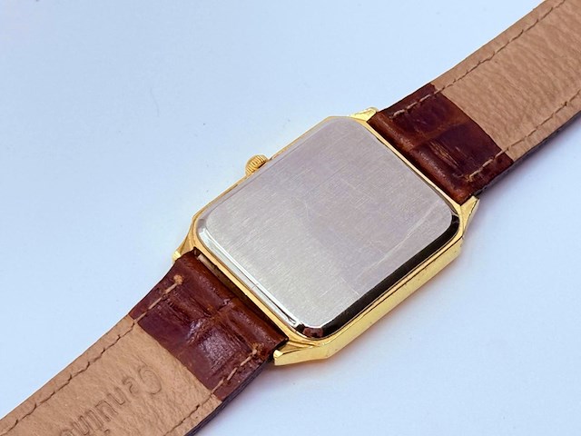 Deloitte & touche goudkleurig tank horloge - afbeelding 5 van  7
