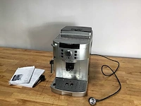 Delonghi - magnifica s - espresso machine