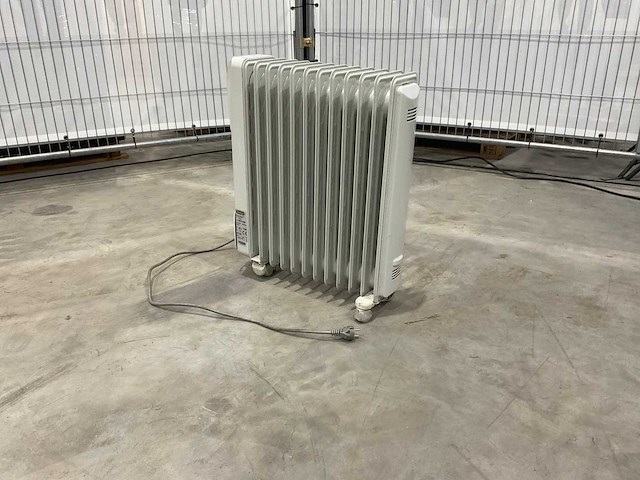Delonghi - radiator - afbeelding 1 van  5