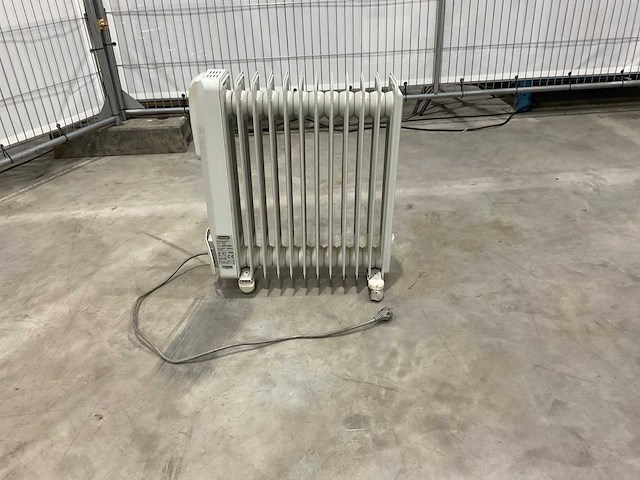 Delonghi - radiator - afbeelding 3 van  5