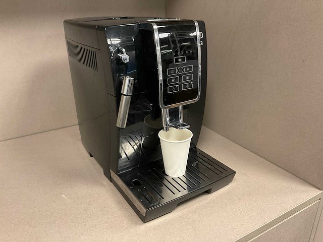 Delonghi dinamica koffie- & espressomachines - afbeelding 6 van  7