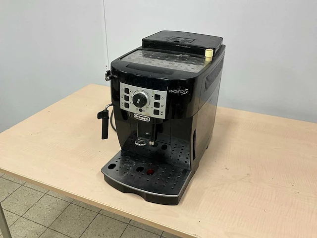 Delonghi ecam20.110b koffiemachine - afbeelding 1 van  7