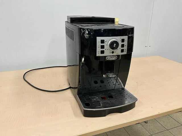 Delonghi ecam20.110b koffiemachine - afbeelding 2 van  7