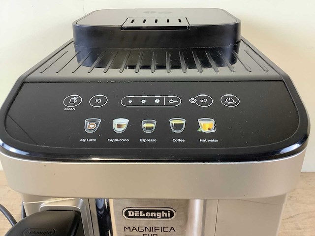 Delonghi magnifica evo ecam29x.6y - 29xy koffie- & espressomachines - afbeelding 3 van  7
