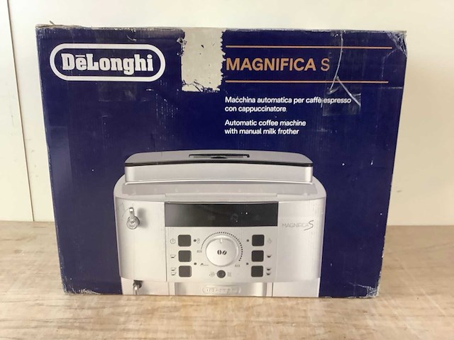 Delonghi magnifica s ecam 22.110.b koffie- & espressomachines - afbeelding 2 van  6