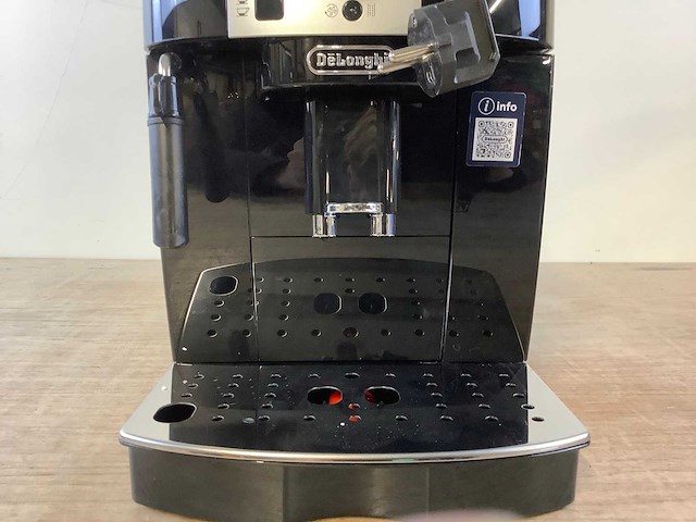 Delonghi magnifica s ecam 22.110.b koffie- & espressomachines - afbeelding 5 van  6