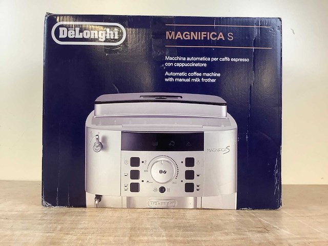 Delonghi magnifica s ecam20.110.b koffie- & espressomachines - afbeelding 2 van  6