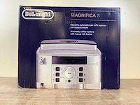 Delonghi magnifica s ecam20.110.b koffie- & espressomachines - afbeelding 2 van  6