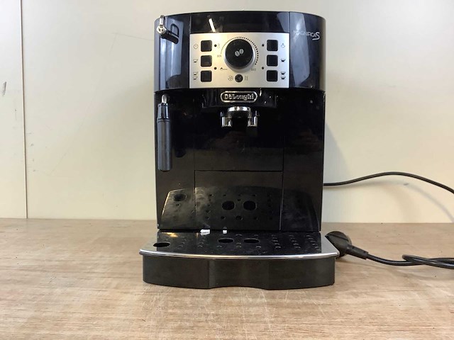 Delonghi magnifica s ecam20.110.b koffie- & espressomachines - afbeelding 1 van  5