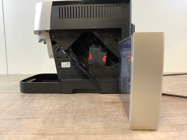 Delonghi magnifica s ecam220.80.sb koffie- & espressomachines - afbeelding 6 van  7