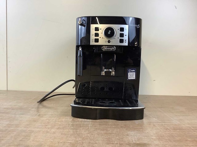 Delonghi magnifica s ecam22.110.b koffie- & espressomachines - afbeelding 3 van  6