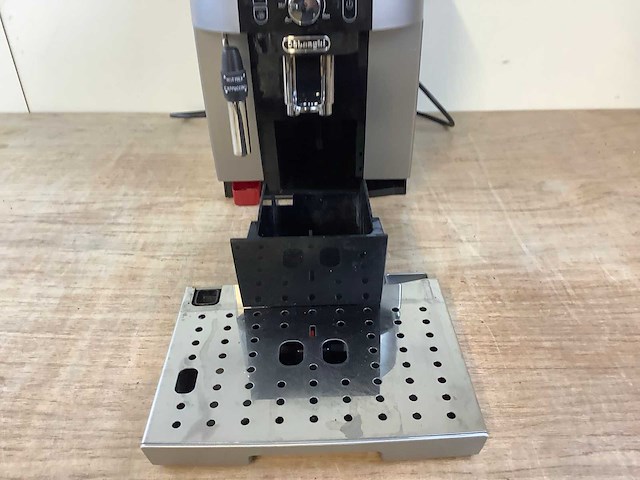 Delonghi magnifica s smart koffie- & espressomachines - afbeelding 5 van  6