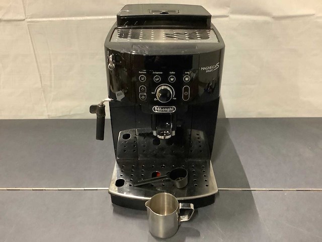 Delonghi magnifica s smart koffiemachine - afbeelding 2 van  11