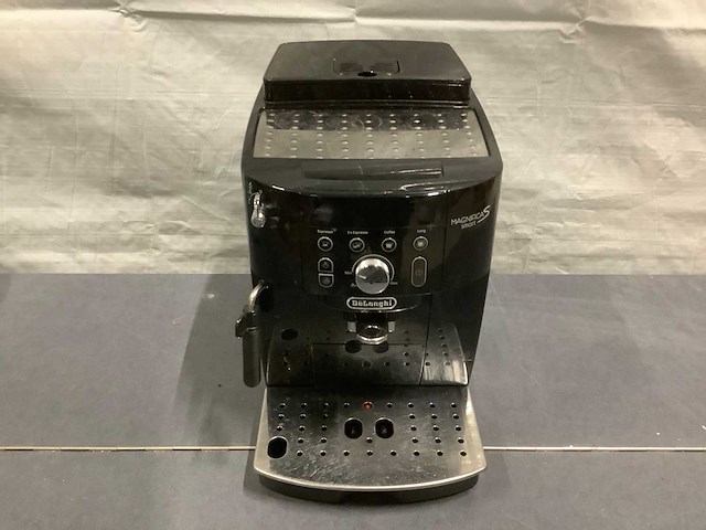 Delonghi magnifica s smart koffiemachine - afbeelding 2 van  7