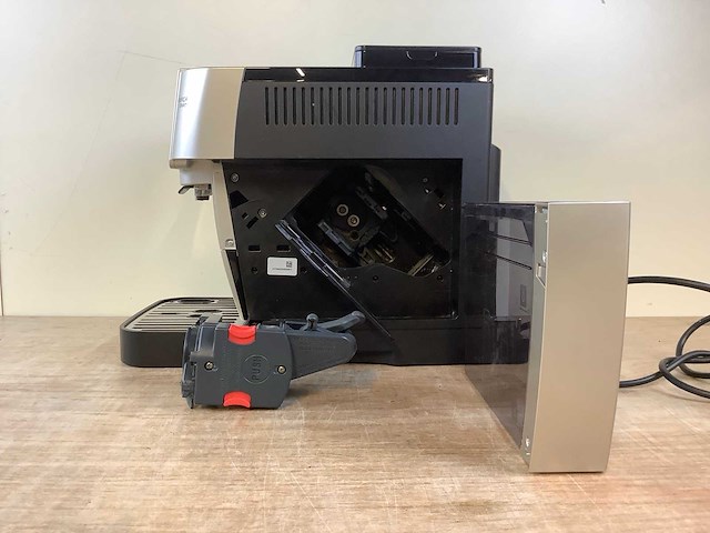 Delonghi magnifica start ecam220.80.sb koffie- & espressomachines - afbeelding 6 van  6