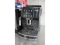 Delonghi magnifica start koffiemachine - afbeelding 2 van  3