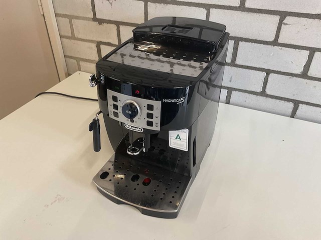 Delonghi magnificat s koffie- & espressomachines - afbeelding 2 van  5