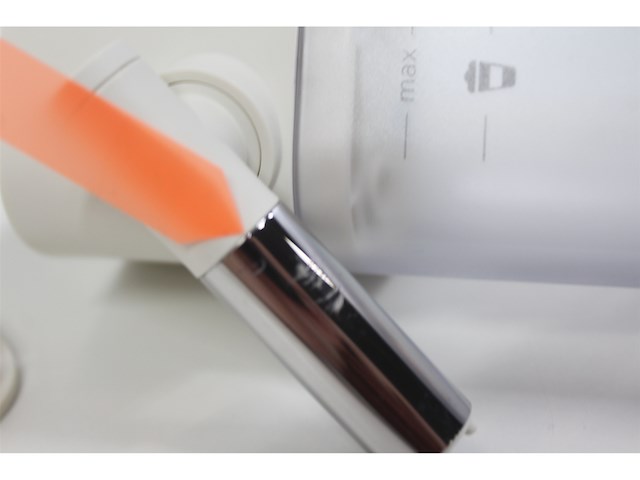 De'longhi nespresso lattissima one en510.w koffiecupmachine wit - afbeelding 4 van  4