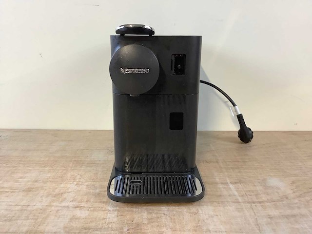 Delonghi nespresso lattissima one koffie- & espressomachines - afbeelding 1 van  6