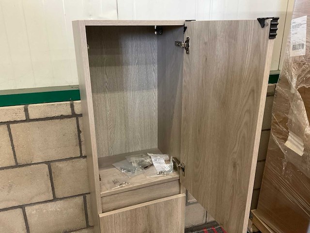 Delpha d-motion rechts 2-deurs kolomkast - afbeelding 3 van  5