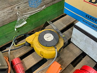 Delta dps-200 elektrische lier en diversen - afbeelding 4 van  5