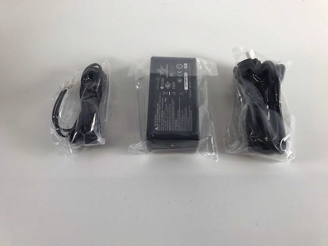 Delta electronics (tadp-19ab a) ac/dc adapters (new) (40x) - afbeelding 4 van  8