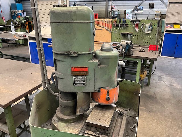 Delta giri 2800 komslijpmachine - afbeelding 2 van  4