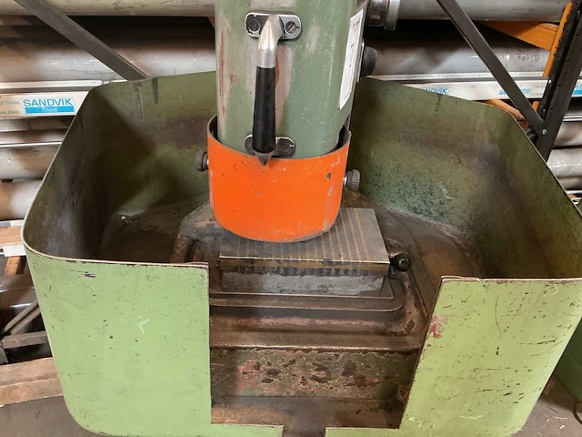 Delta giri2800 vlakslijpmachine - afbeelding 7 van  9