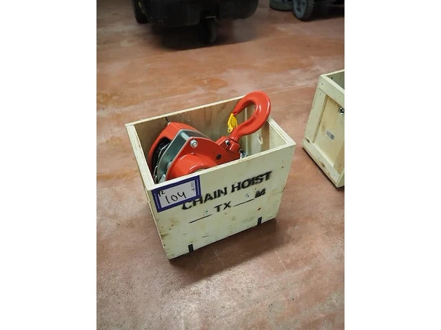 Delta red - afbeelding 2 van  8