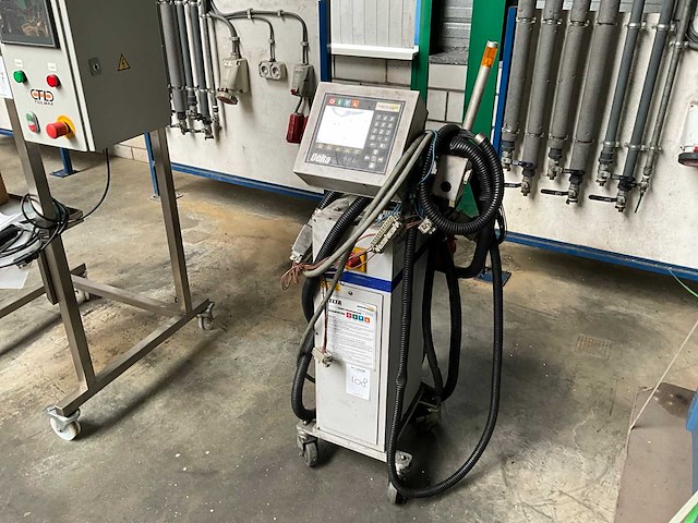 Delta v12 hot runner controller - afbeelding 1 van  6