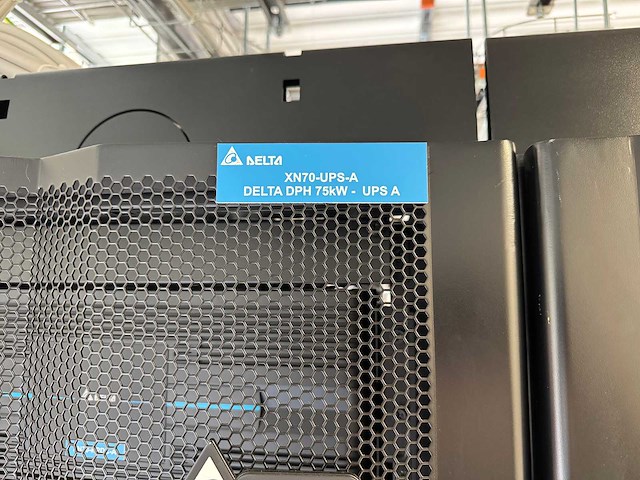 Delta xubus node 70 kw it container datacenter 11 racks - afbeelding 4 van  19