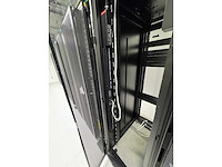 Delta xubus node 70 kw it container datacenter 11 racks - afbeelding 6 van  19