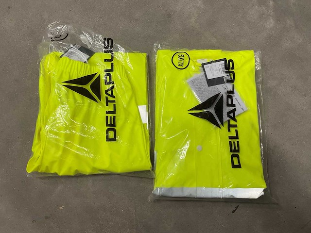 Deltaplus 900veshv + 900panhv regenpak (maat xl) - afbeelding 1 van  2