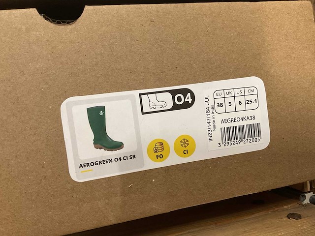 Deltaplus aerogreen o4 ci sr paar werklaarzen (maat 38) - afbeelding 3 van  3