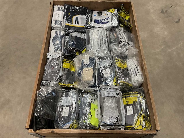 Deltaplus partij pbm artikelen - afbeelding 1 van  3
