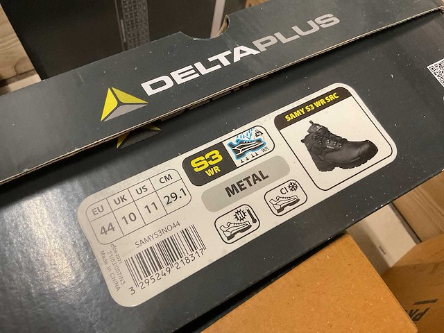 Deltaplus samy s3 wr src paar werkschoenen (maat 44) - afbeelding 3 van  3