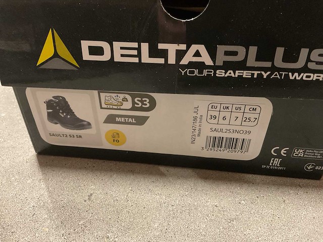 Deltaplus sault2 s3 sr paar werkschoenen (maat 39) - afbeelding 3 van  3
