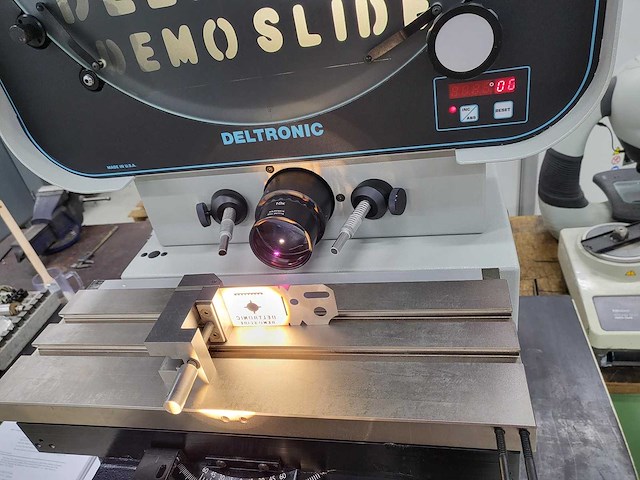 Deltronic - dh 216 - profielprojector - afbeelding 5 van  6