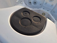 Deluxe spa 6 persoons jacuzzi en buitenspa - afbeelding 2 van  30