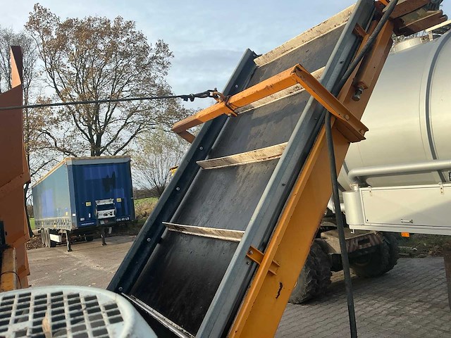 Dema-construct 2,4x5 aardappel stortbak / stortbunker met opvoerband - afbeelding 25 van  39