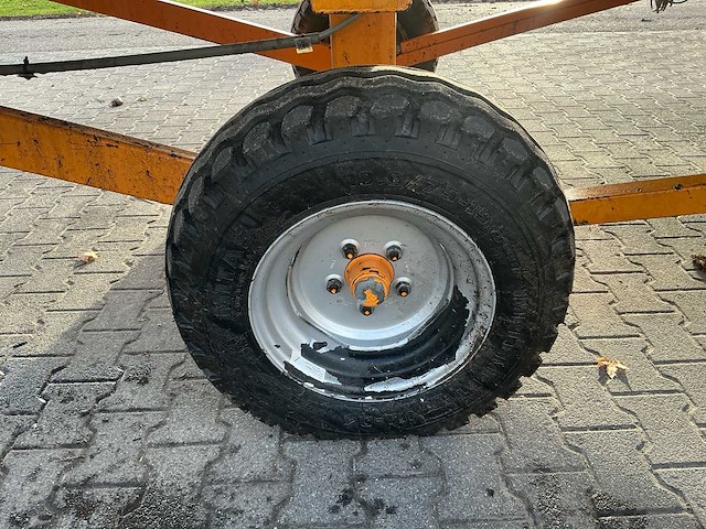 Dema-construct 2,4x5 aardappel stortbak / stortbunker met opvoerband - afbeelding 31 van  39