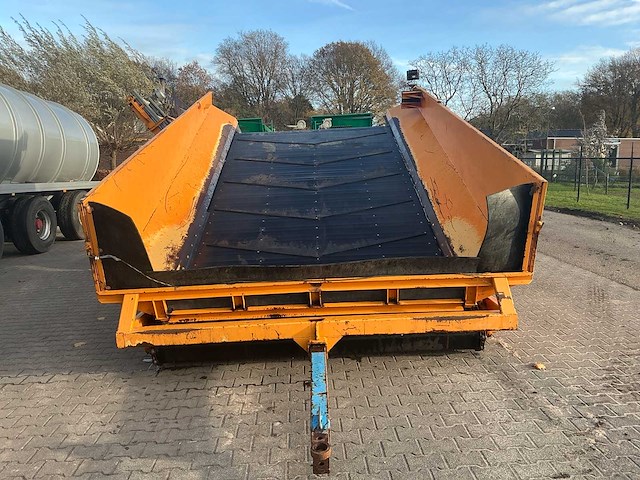 Dema-construct 2,4x5 aardappel stortbak / stortbunker met opvoerband - afbeelding 8 van  39