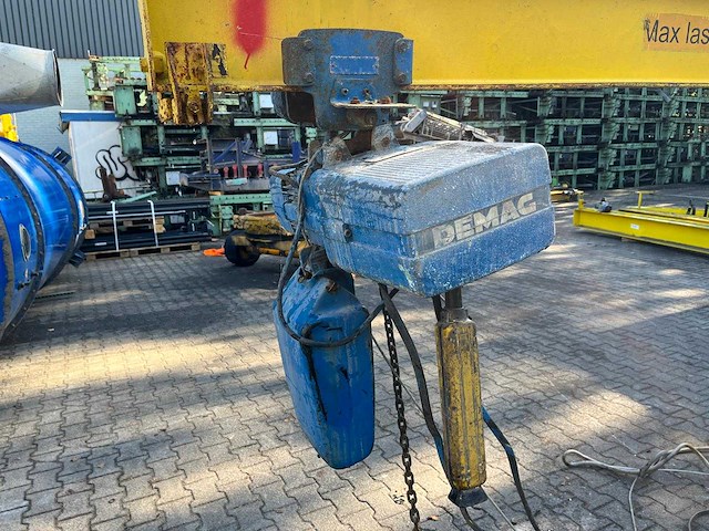 Demag - 1000kg - pillar jib cranes - 1995 - afbeelding 5 van  8