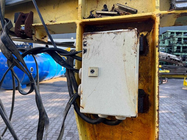 Demag - 1000kg - pillar jib cranes - 1998 - afbeelding 7 van  8