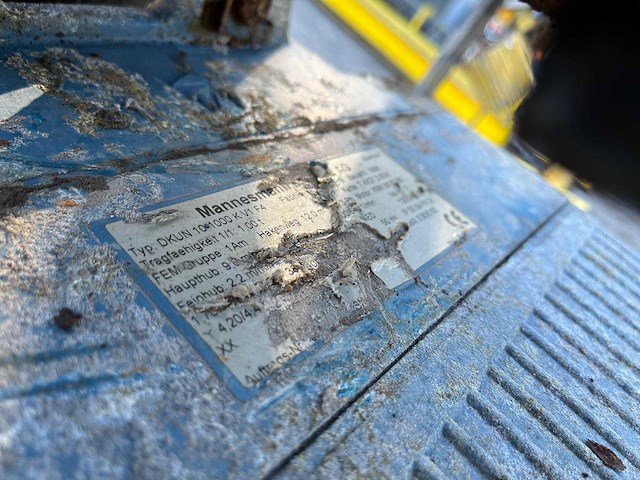 Demag - 1000kg - pillar jib cranes - 1998 - afbeelding 8 van  8